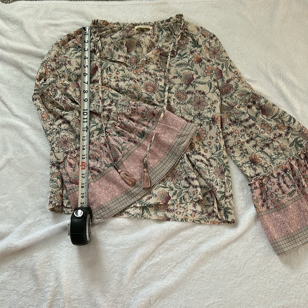 Lovestitch Pink Bohemian Blouse with Ruffled Bell Sleeves - Picture 4 of 5